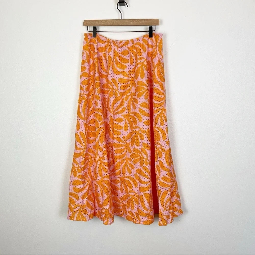 Solid & Striped Brie Eyelet Skirt Dress in Carnation Pink Clementine - Picture 5 of 7